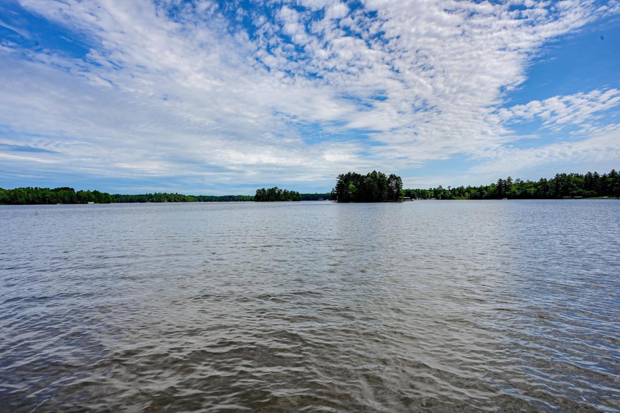 Island View Lodge Eagle River Bagian luar foto
